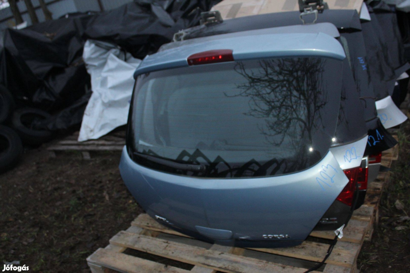 Opel Corsa D csomagtér ajtó üresen szélvédővel (123.)