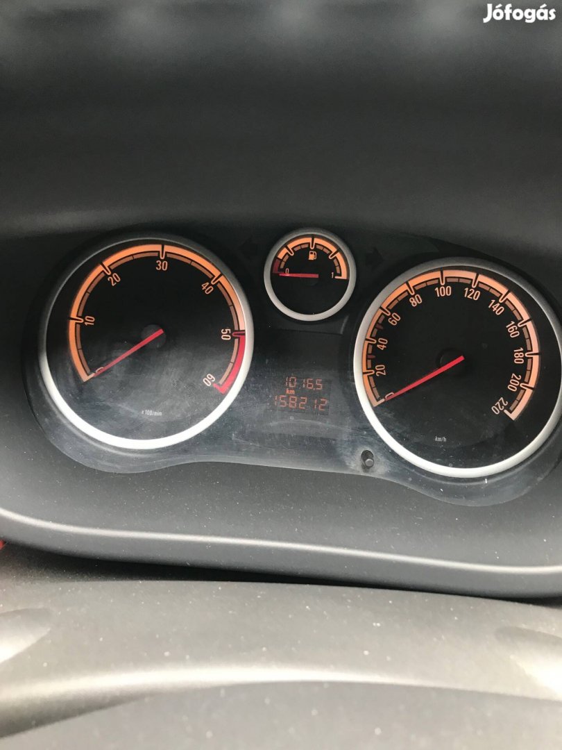 Opel Corsa D első tulajdonostól