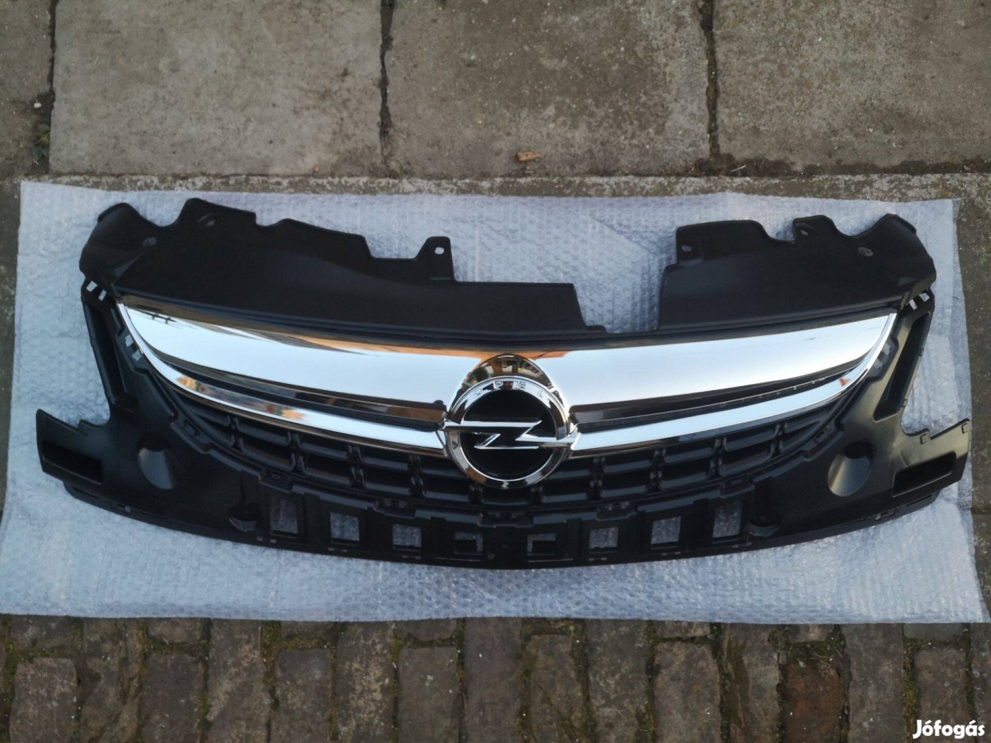 Opel Corsa D facelift hűtőrács 2010-2014