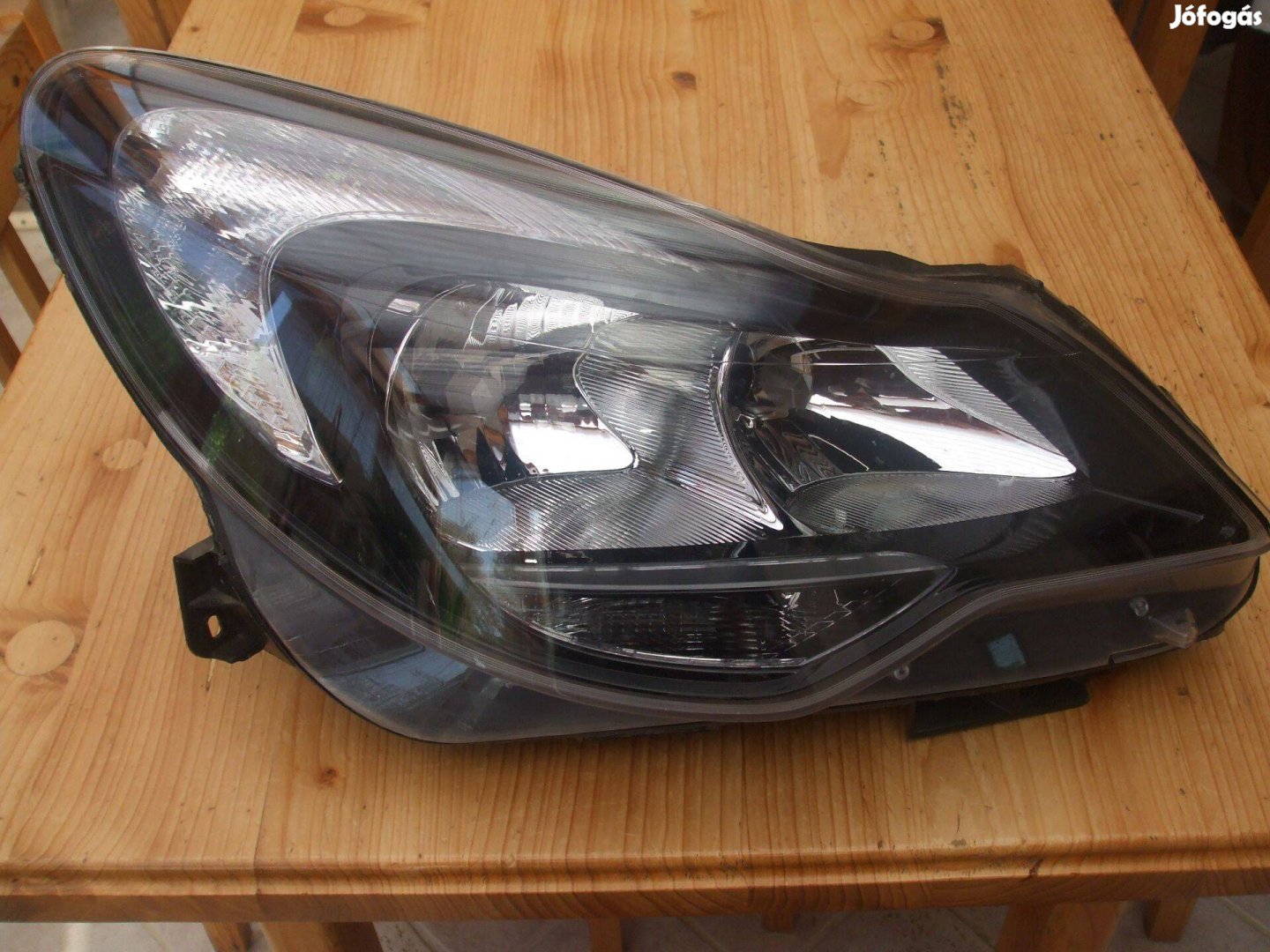 Opel Corsa D jobb első fényszoró