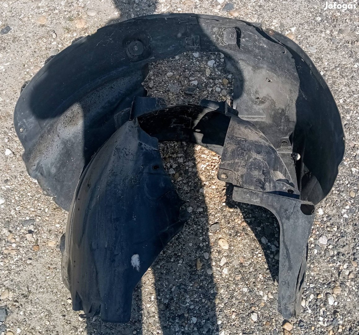 Opel Corsa D jobb és bal első dobbetét