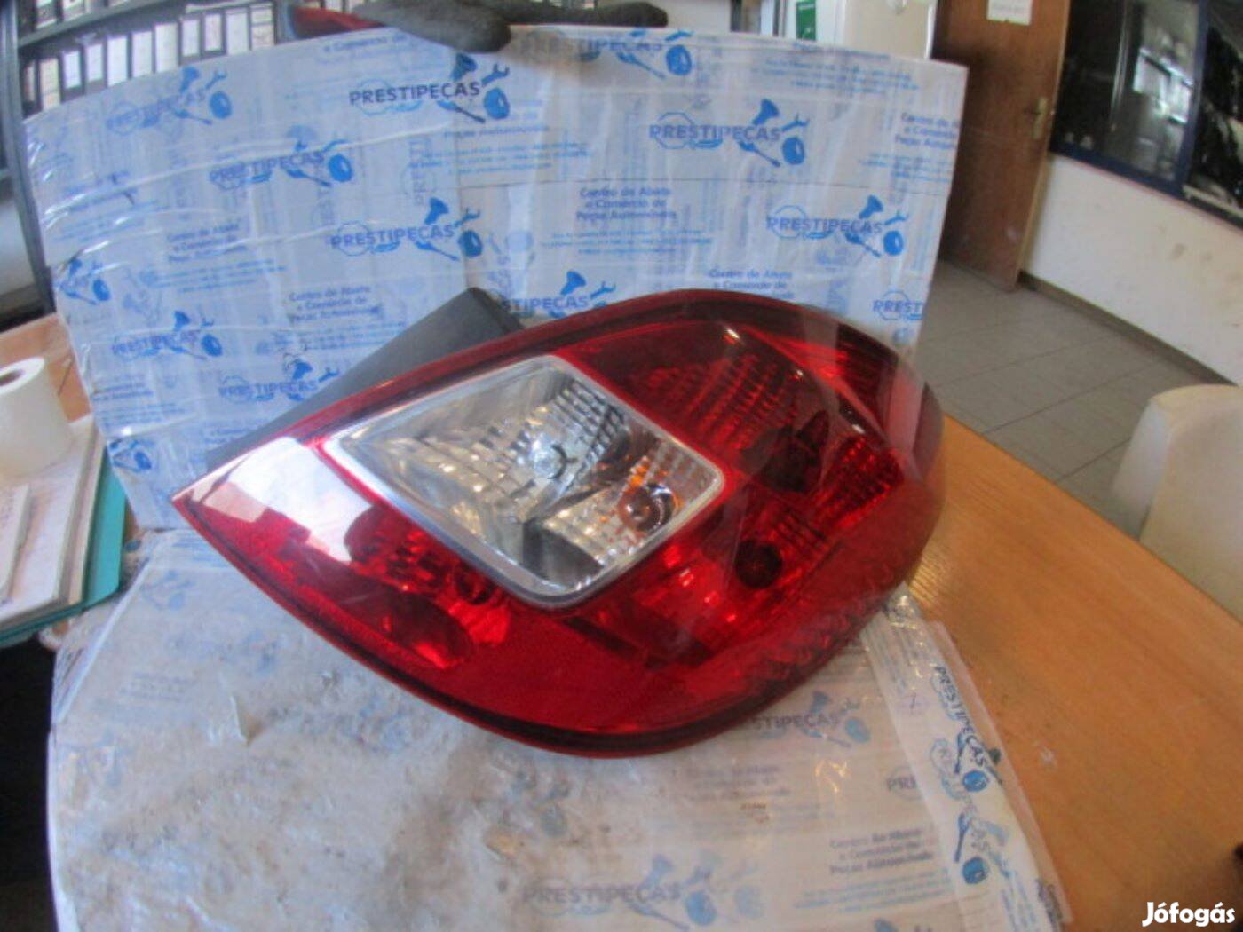 Opel Corsa D jobb hátsó lámpa