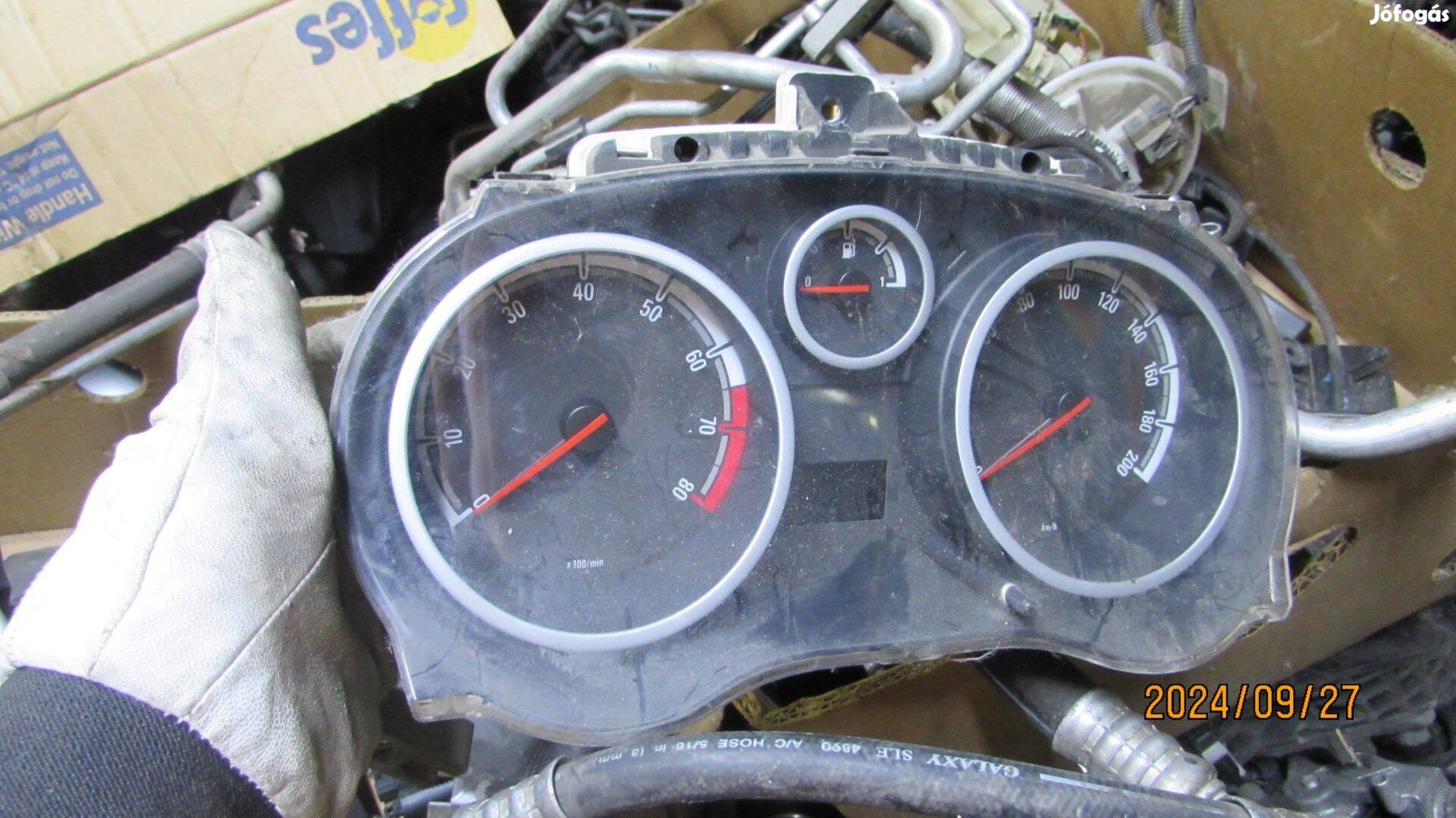 Opel Corsa D óracsoport 13252140ar