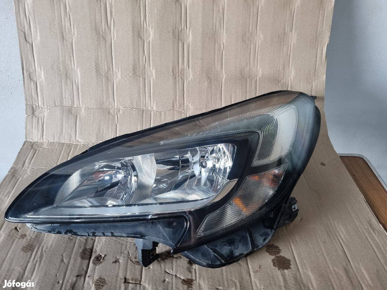 Opel Corsa E Bal Fényszóró 13381345