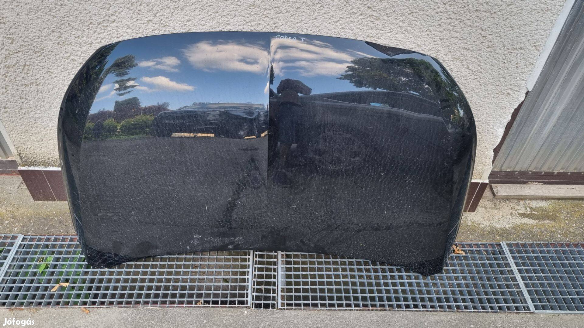 Opel Corsa F Motorháztető géphéztető géptető