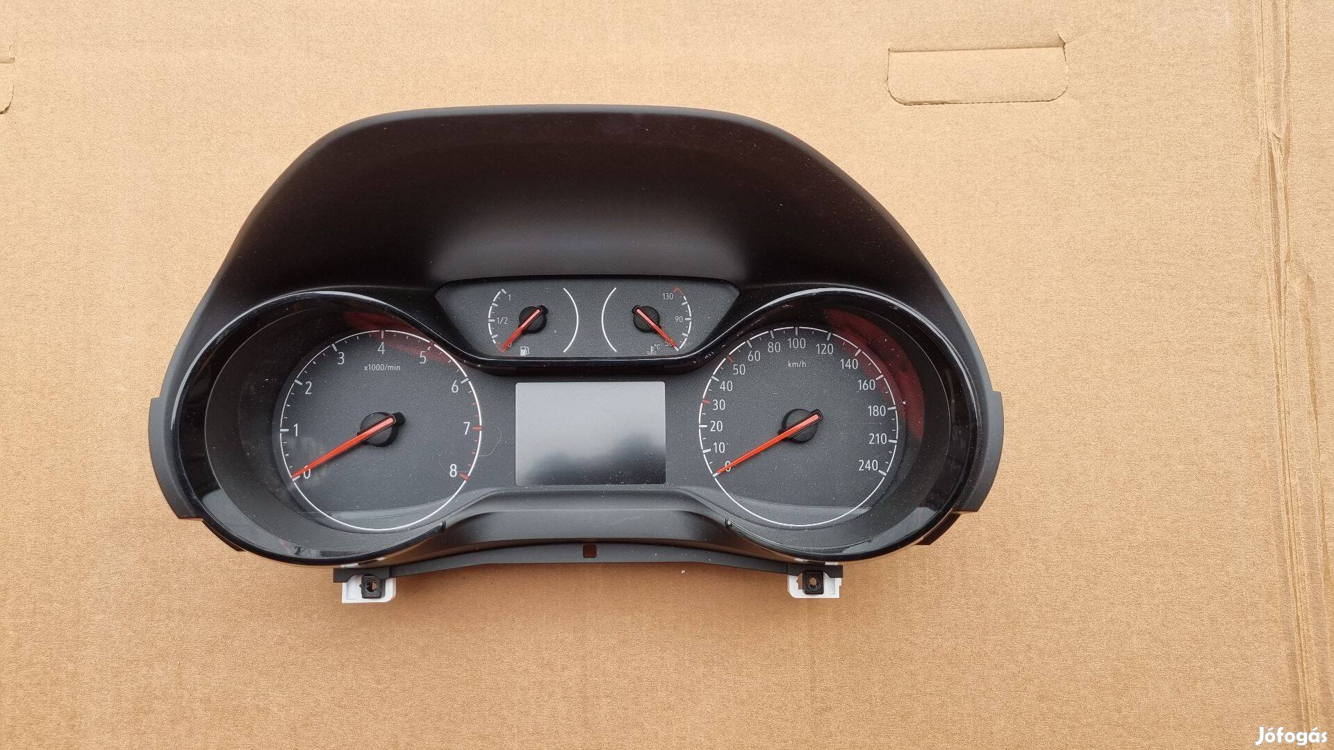 Opel Corsa F kilométer óra benzines gyári