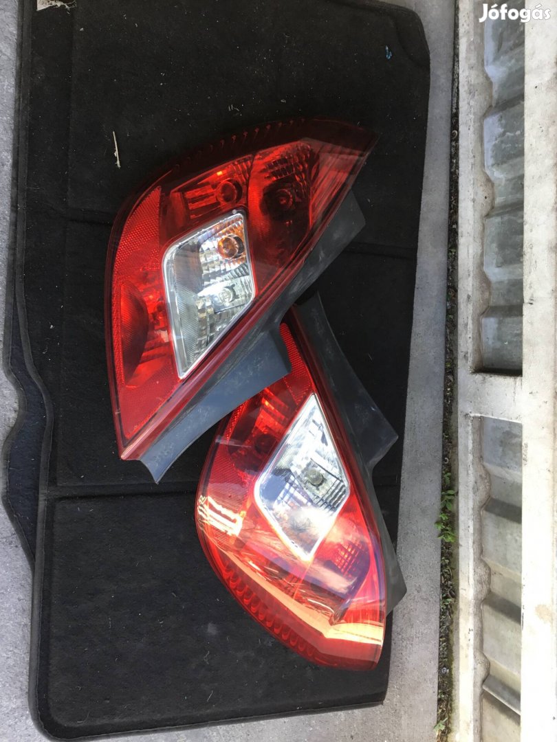 Opel Corsa d hátsó lámpa 