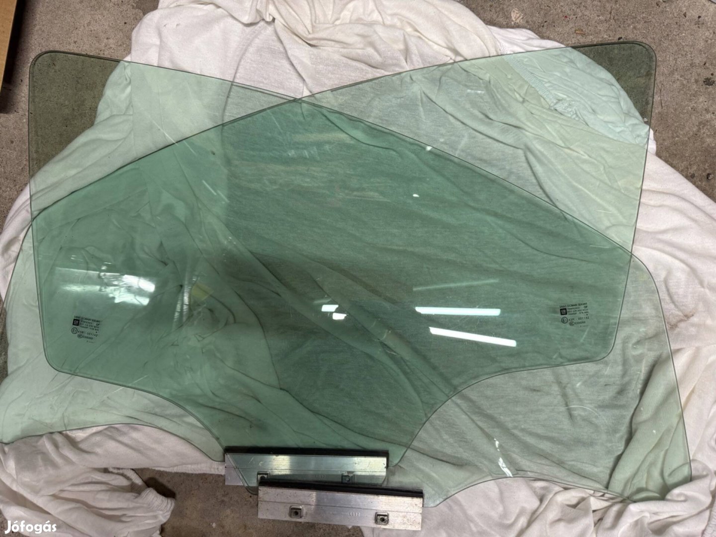 Opel Corsa elsőajtó üveg olcsón
