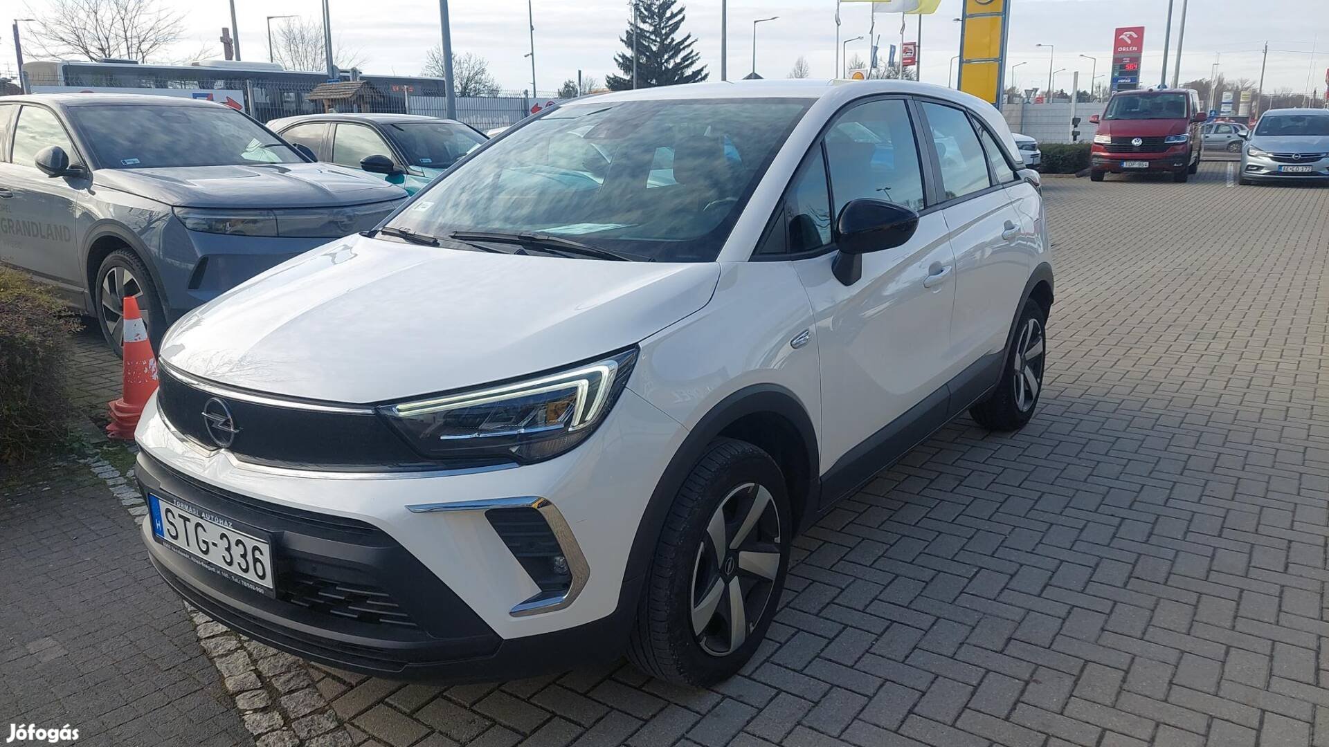 Opel Crossland 1.2 T Business Edition Mo-i!