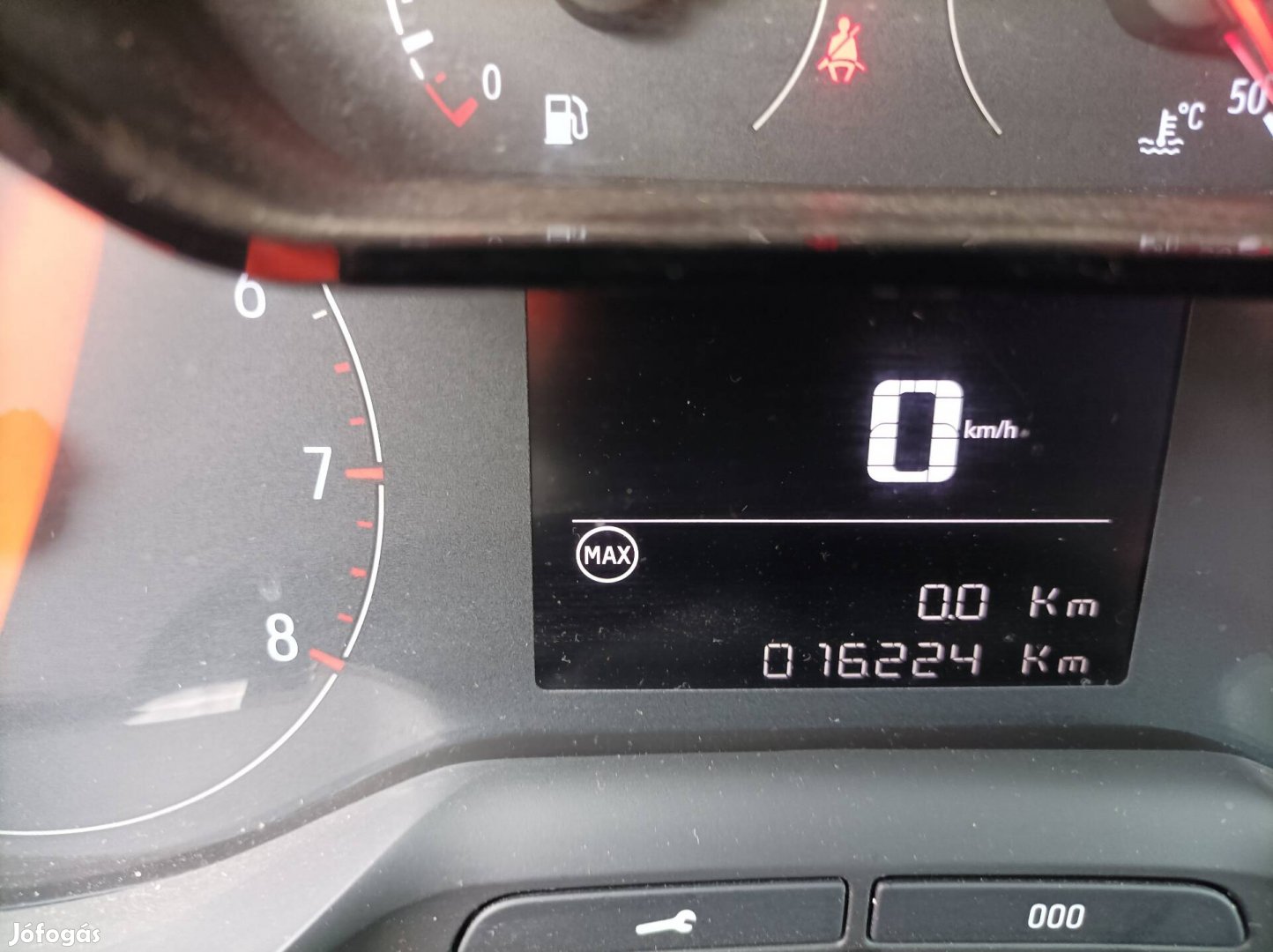 Opel Crossland Eladasra