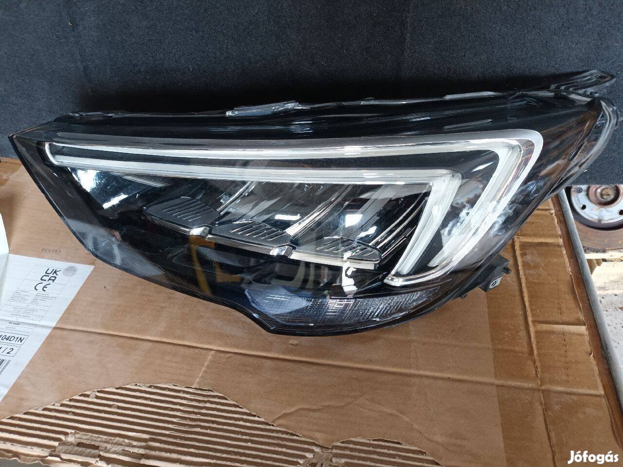 Opel Crossland X Bal Ledes Fényszóró 7524