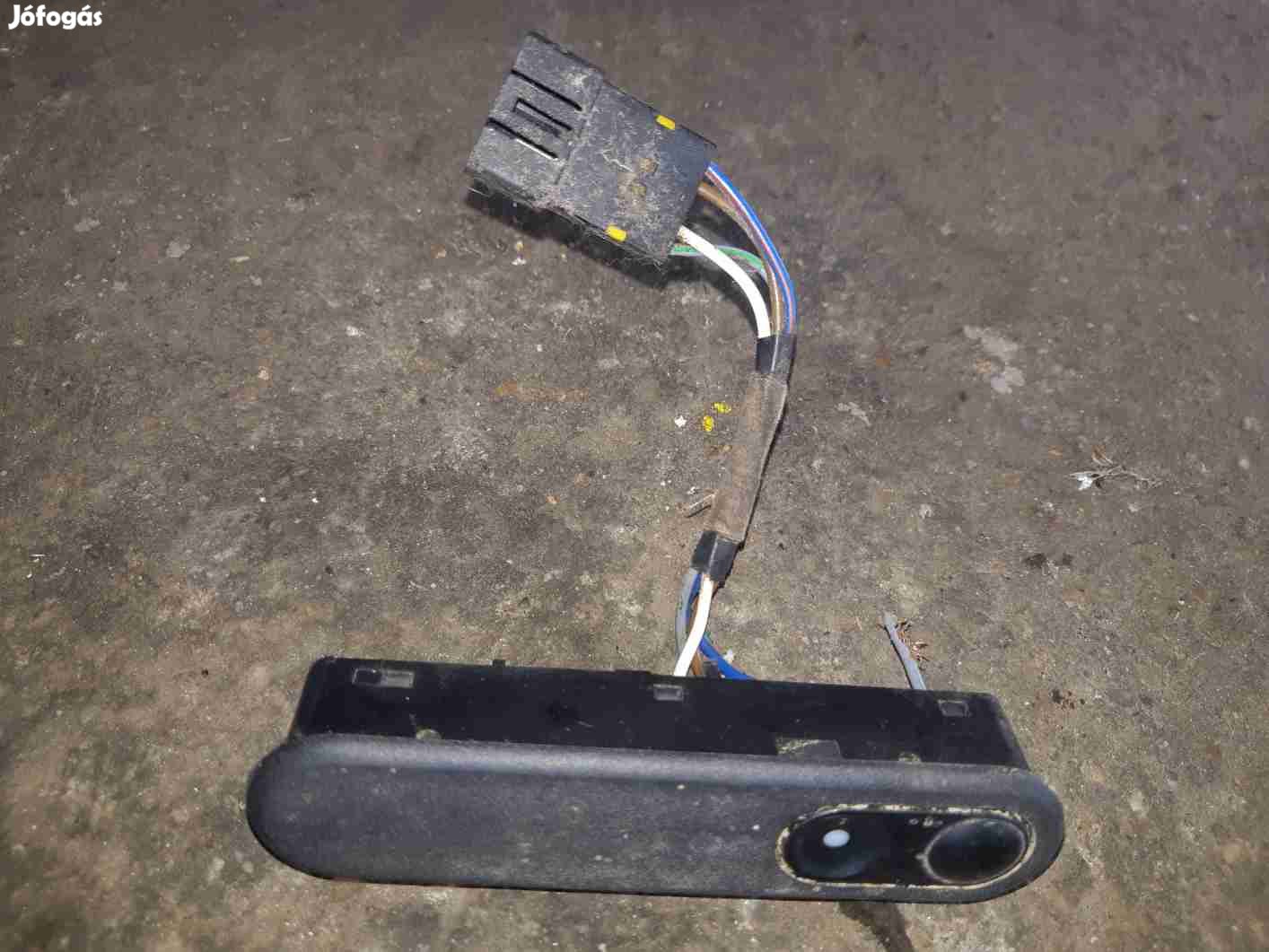 Opel Frontera A Ablakemelő Kapcsoló
