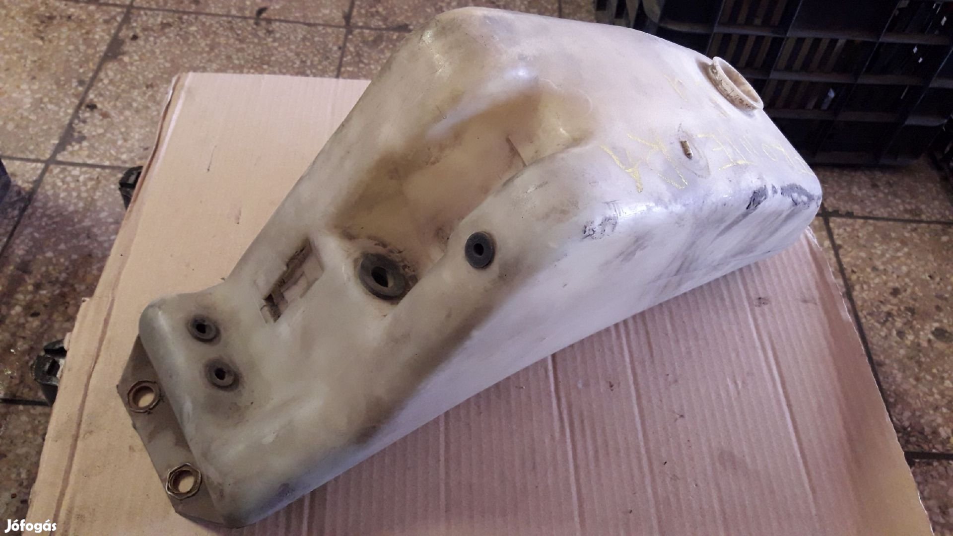 Opel Frontera A Ablakmosó Tartály