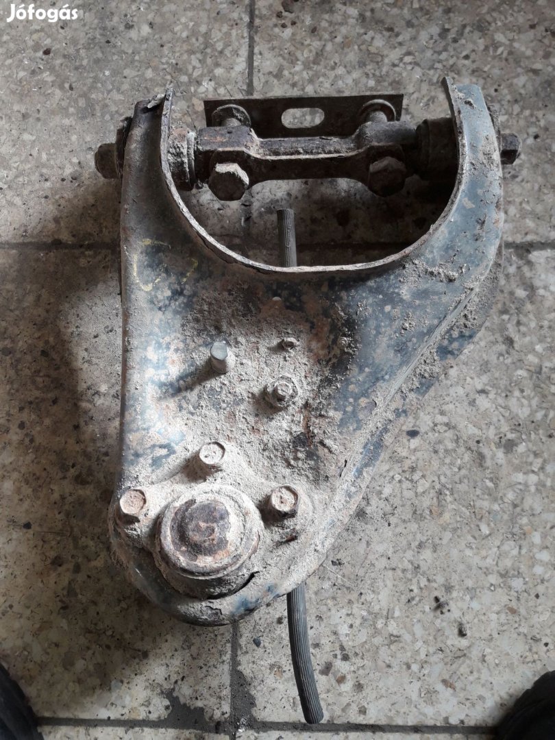 Opel Frontera A Bal Első Felső Lengőkar