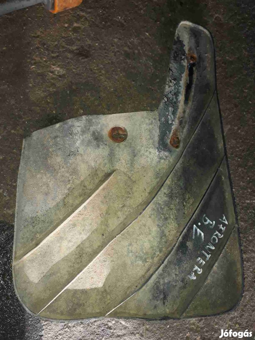 Opel Frontera A Bal Első Sárfogó Gumi