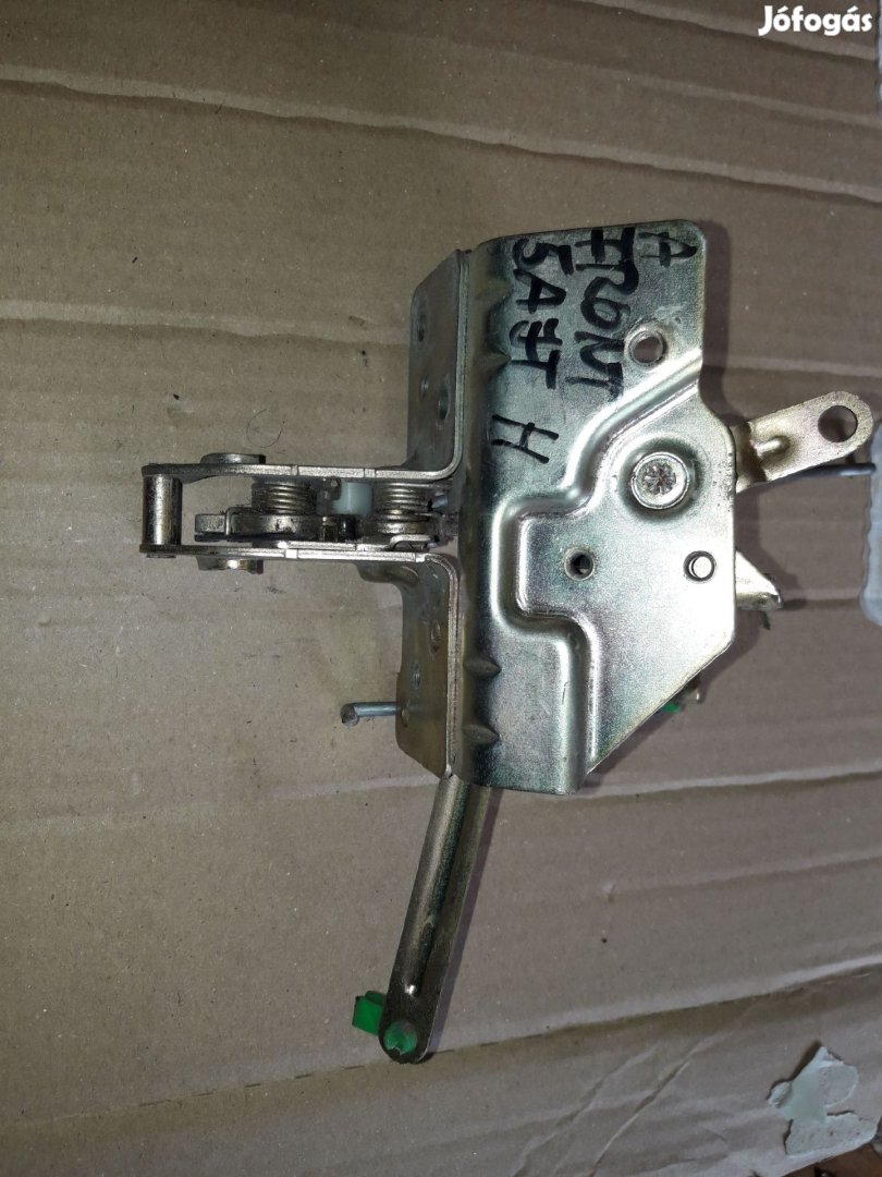 Opel Frontera A Csomagtérajtó Zár