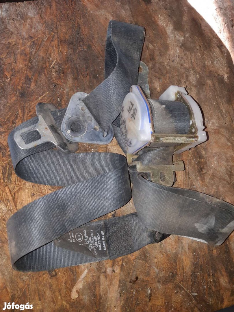 Opel Frontera A Jobb Első Biztonsági Öv