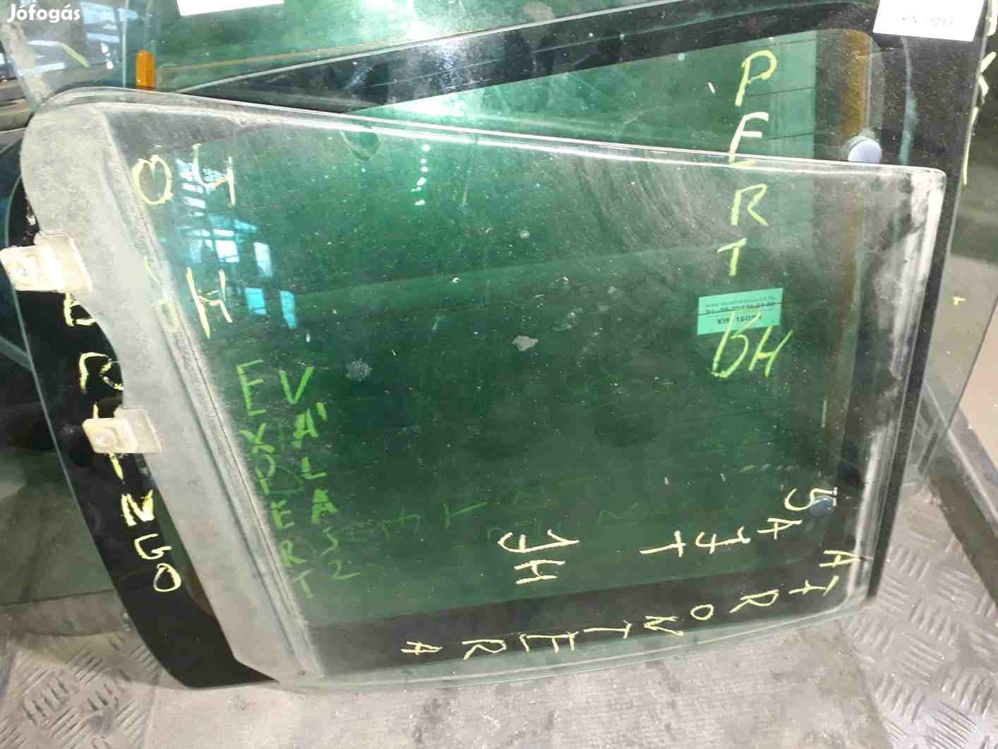 Opel Frontera A Jobb Hátsó Lejáró Ablaküveg
