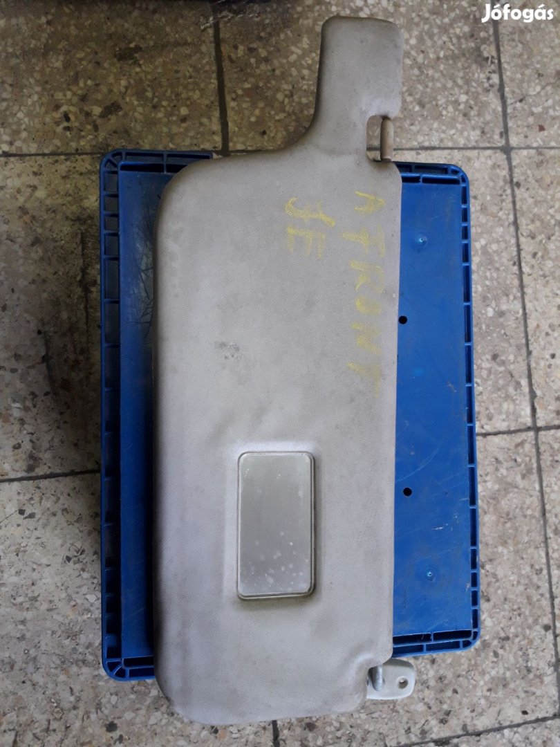 Opel Frontera A Jobb Napellenző