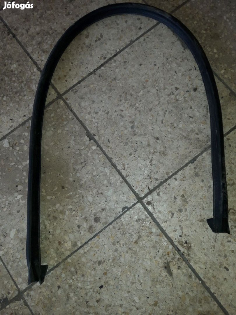 Opel Frontera A Motorháztető Gumikéder