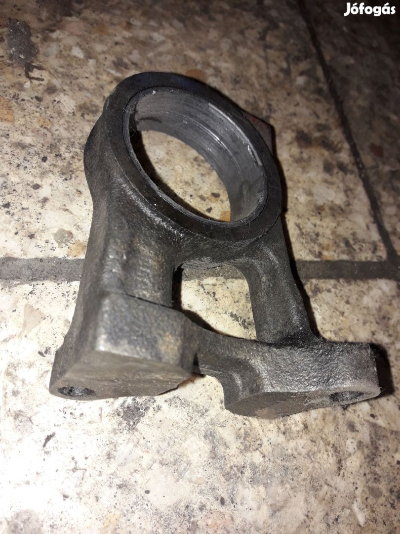 Opel Frontera A Vezérműtengely Tartó