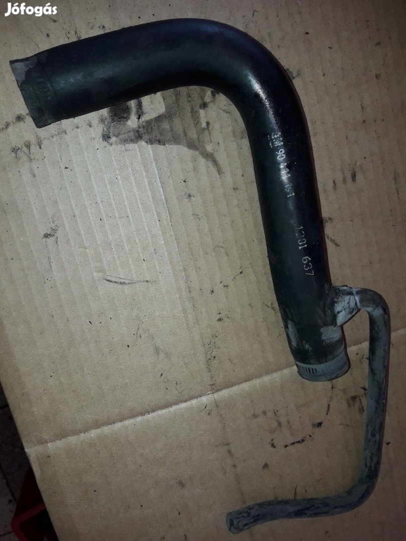 Opel Frontera A Vízcső