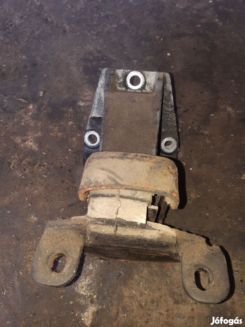 Opel Frontera B Bal Motortartó Bak