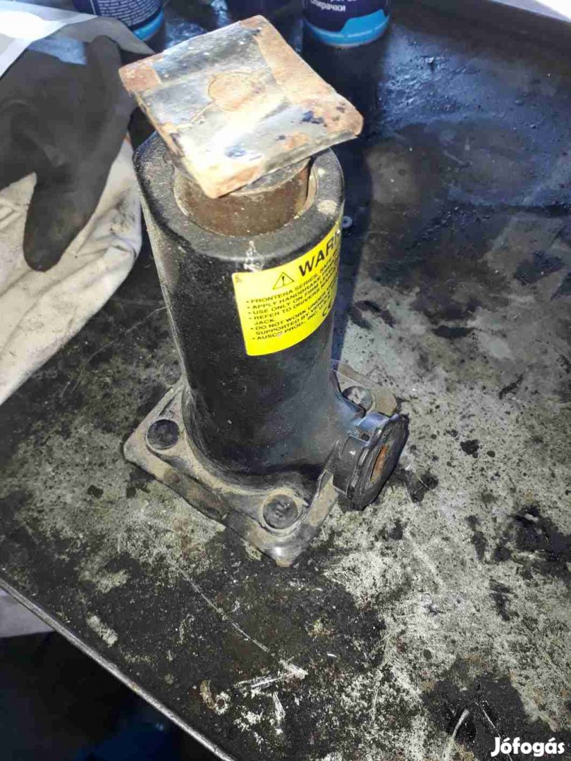 Opel Frontera B Emelő