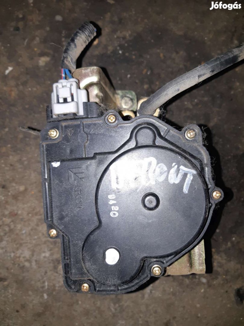 Opel Frontera B Tankajtó Nyitó