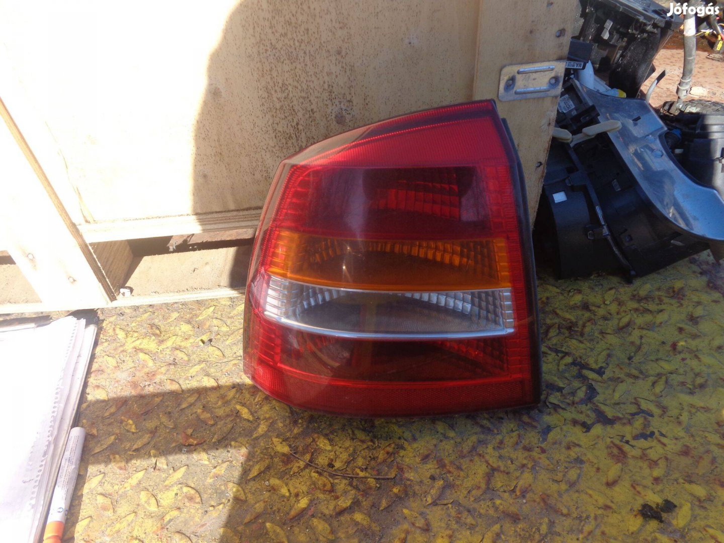 Opel G Astra bal hátsó lámpa