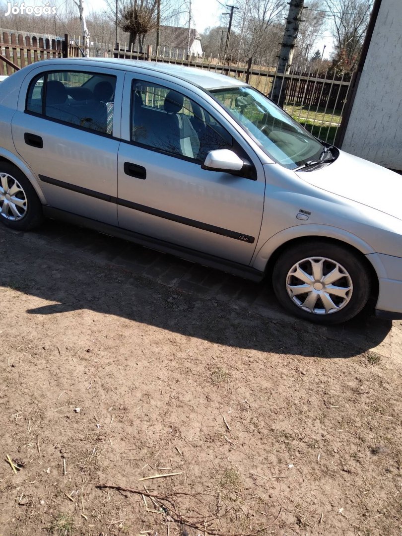 Opel G Asztra 1.4 Benzines  2OOO Évjárat