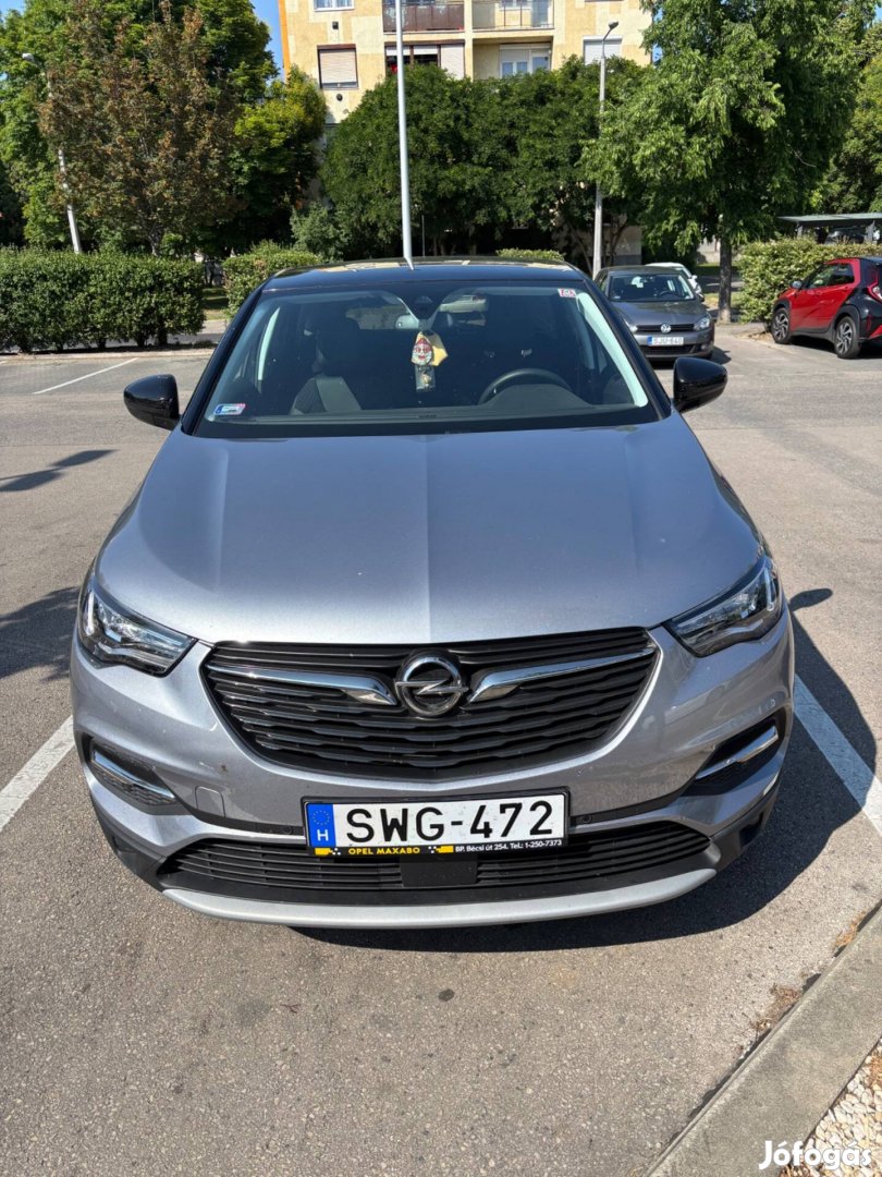 Opel Granland X automata váltós szalonból kijövő állapotban