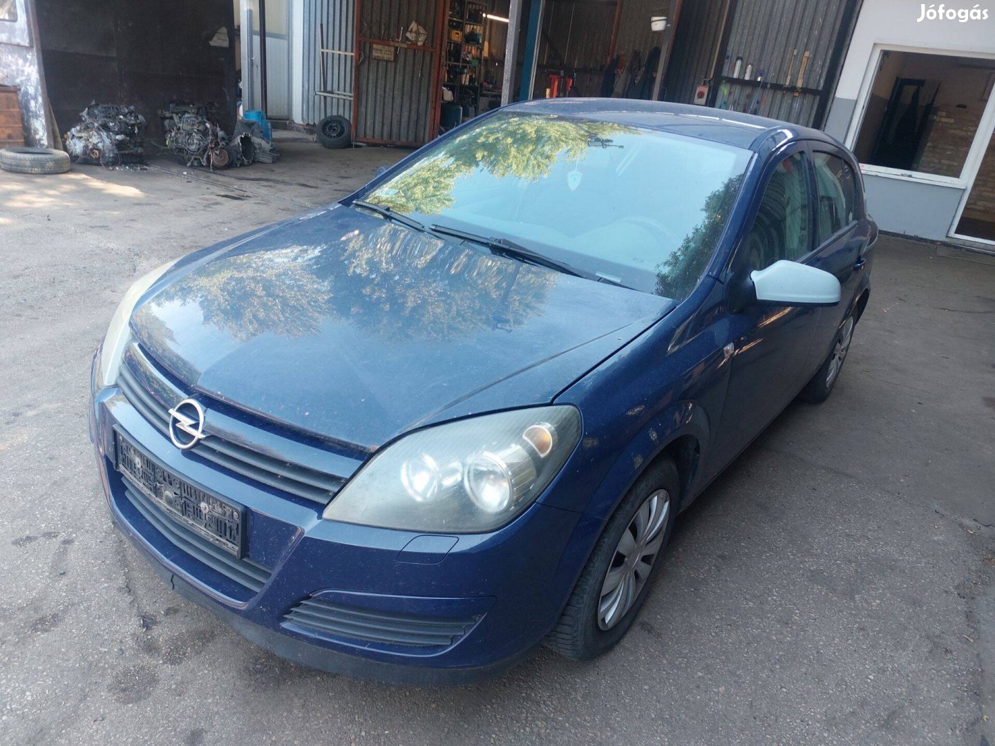 Opel H Astra karosszéria elemei Y20Z