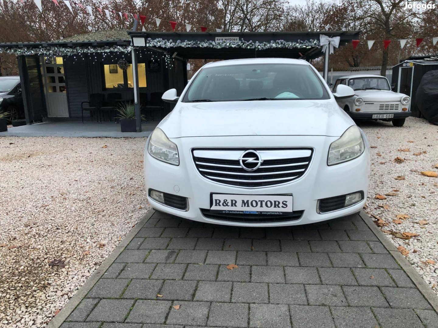 Opel Insignia 1.6 Végig vezetett szervizkönyv 1...