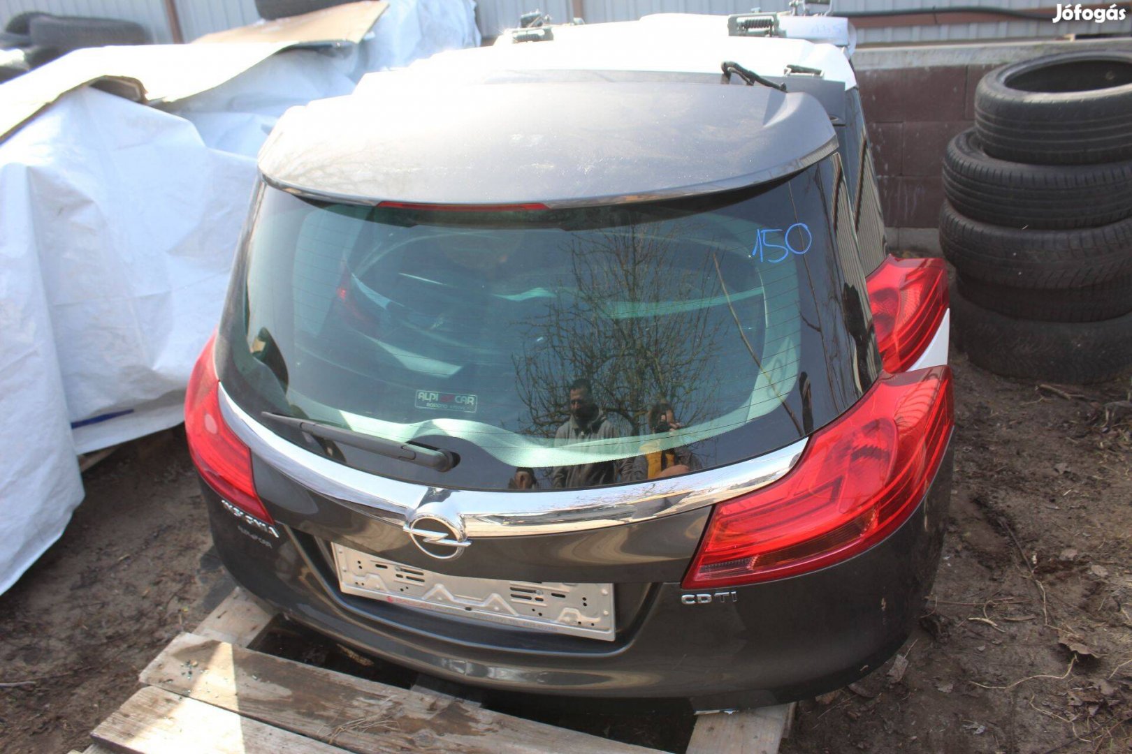 Opel Insignia A csomagtér ajtó Üresen szélvédővel (150.)