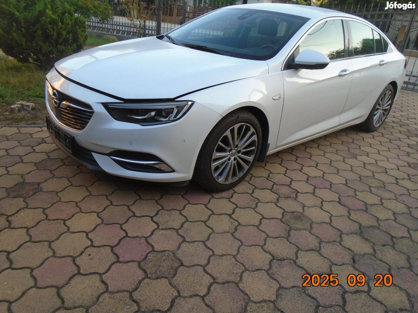 Opel Insignia Grand Sport keresi új gazdáját