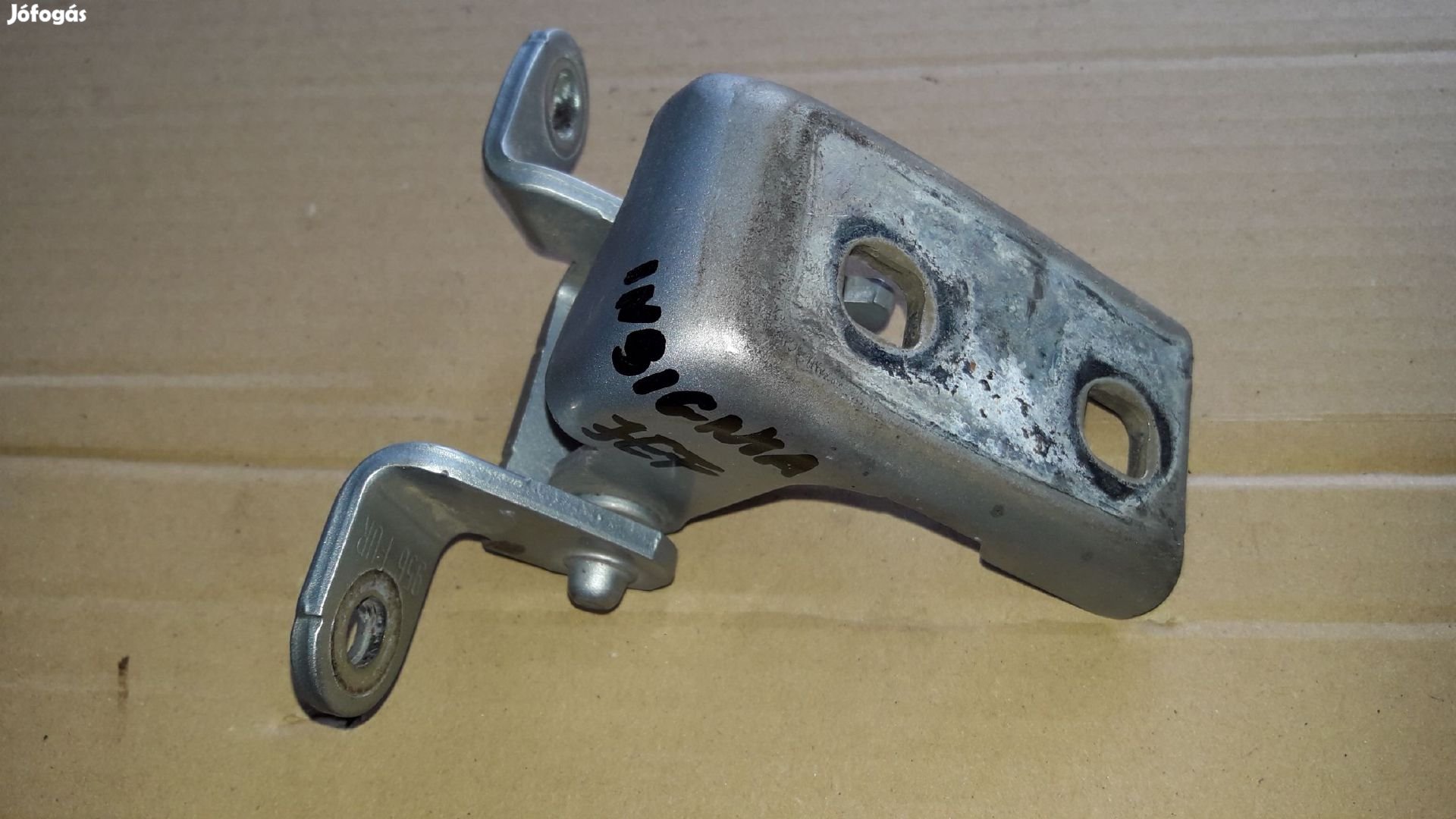 Opel Insignia Jobb Első Felső Ajtózsanér