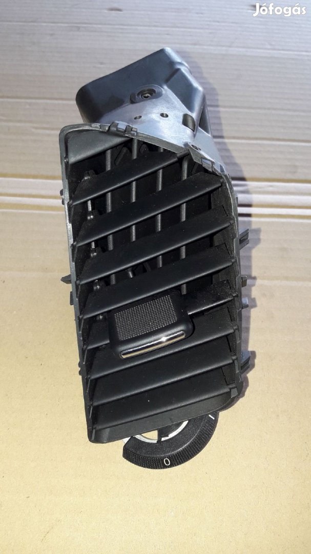 Opel Insignia Jobb Középső Szellőző