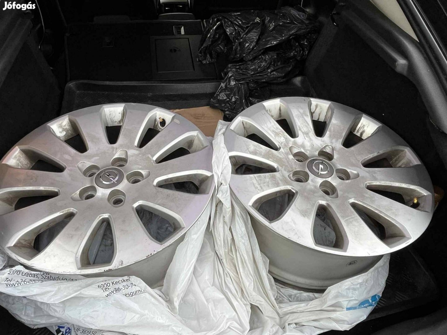 Opel Insignia alufelni 19col gumi nélkül