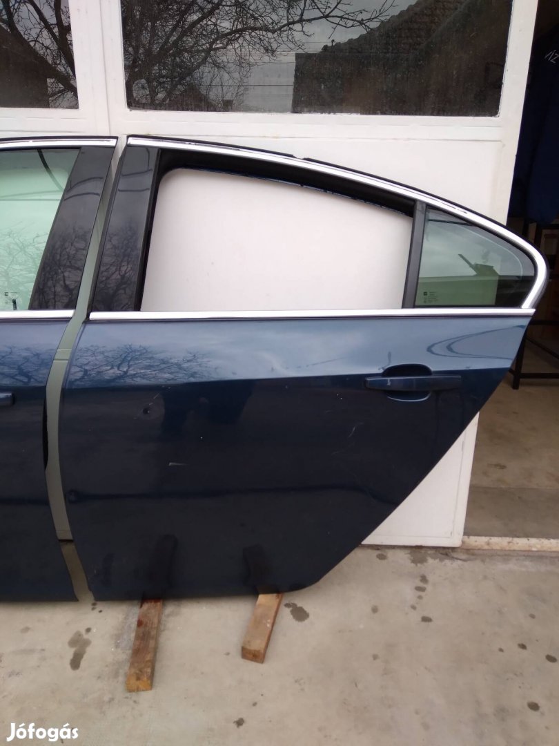 Opel Insignia bontott ajtók eladók!