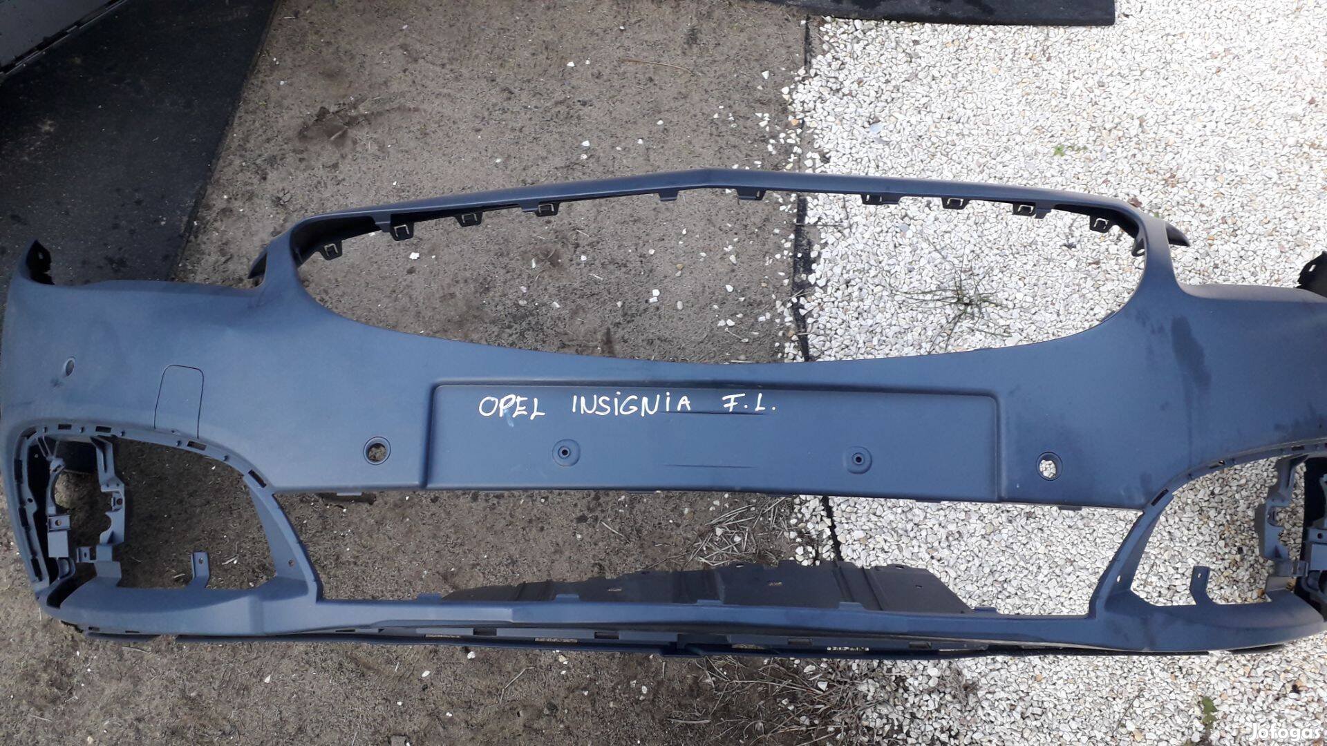 Opel Insignia első lökháritó