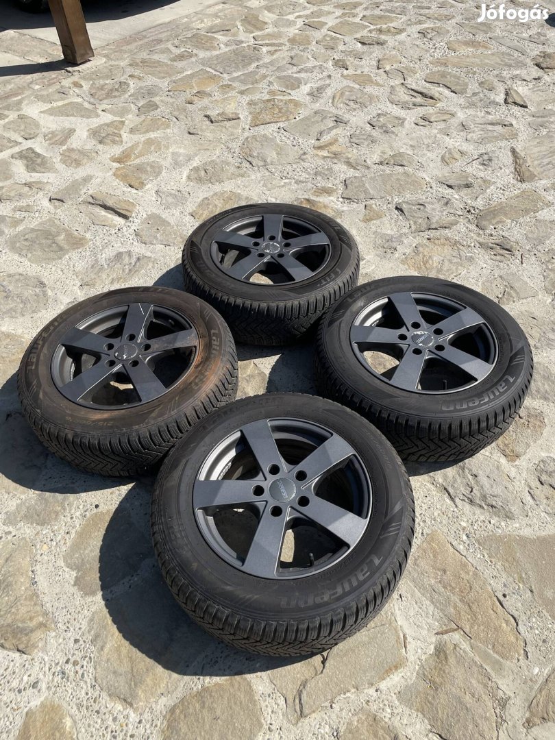 Opel Insignia felni gumival