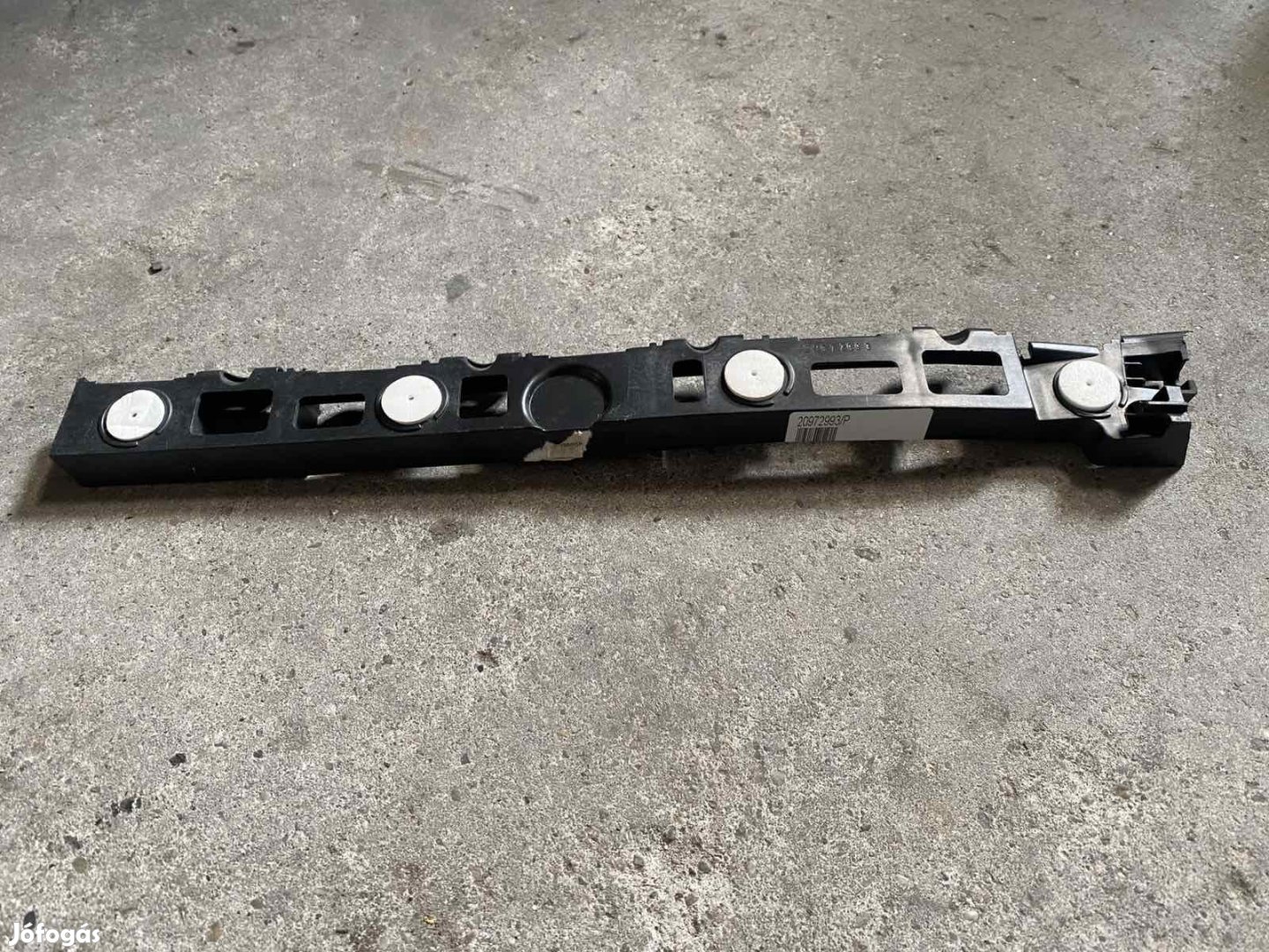 Opel Insignia hátsó lökhárító rögzítő (b eladó