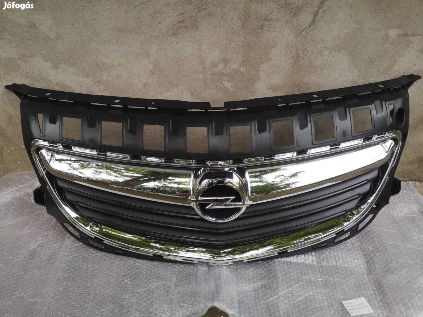 Opel Insignia hűtőrács