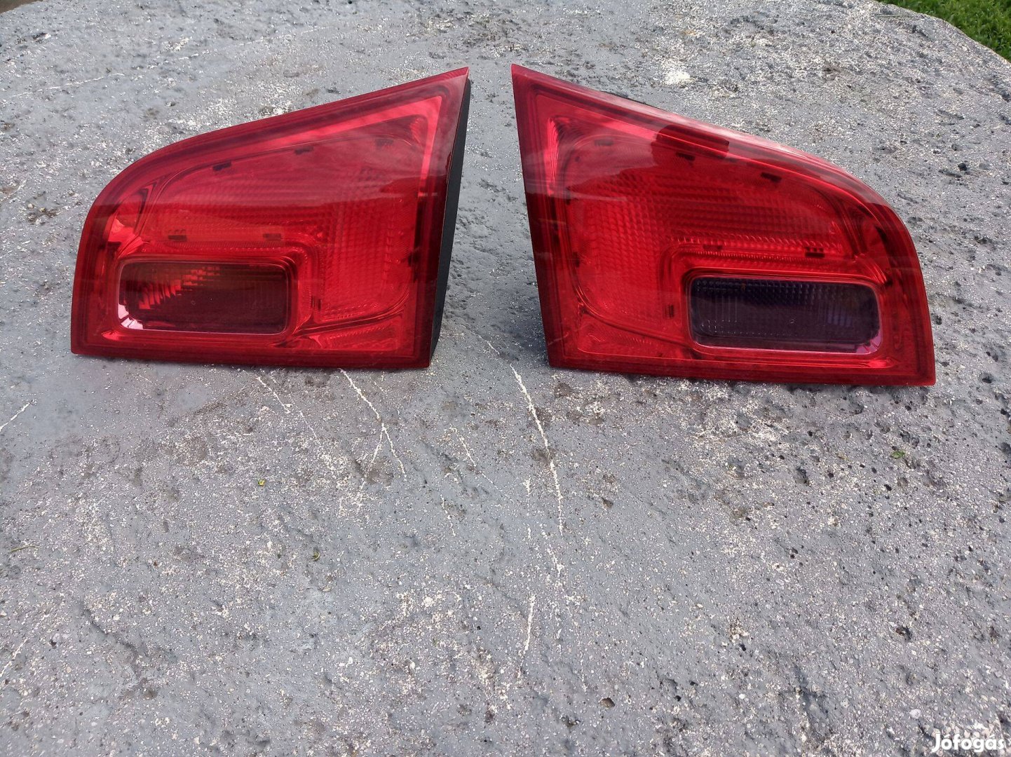 Opel J Astra hátsó lámpák eladók