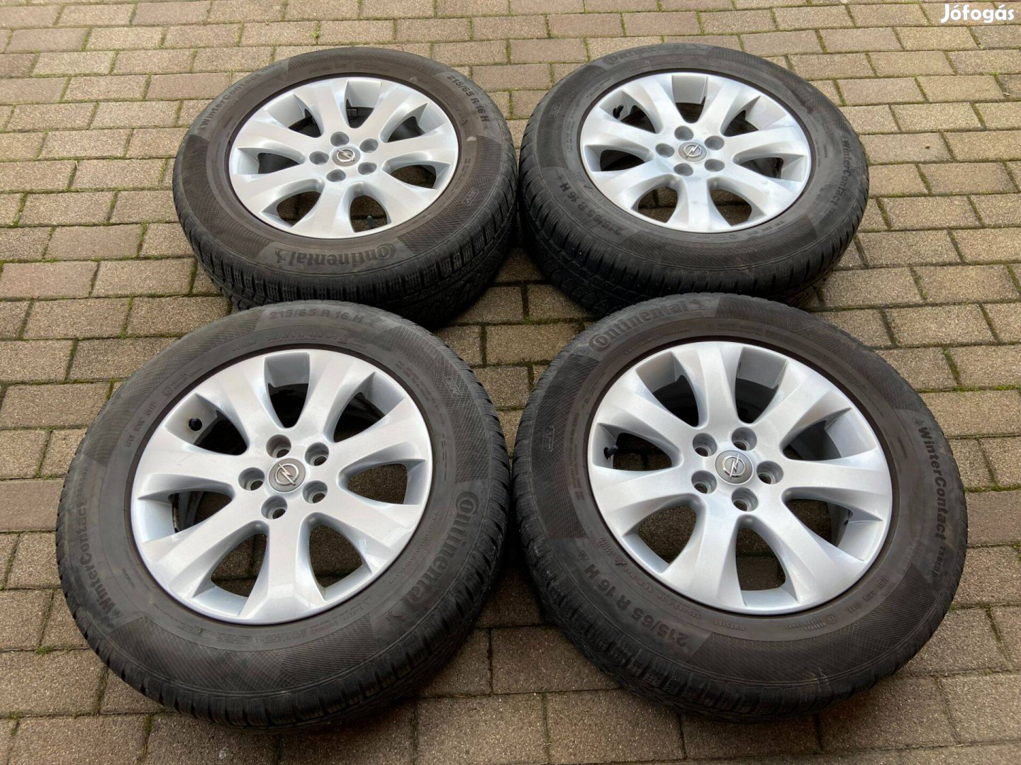 Opel MOKKA ALU Felni , Gumival 16" , 215/65 R 16 (Gyári)