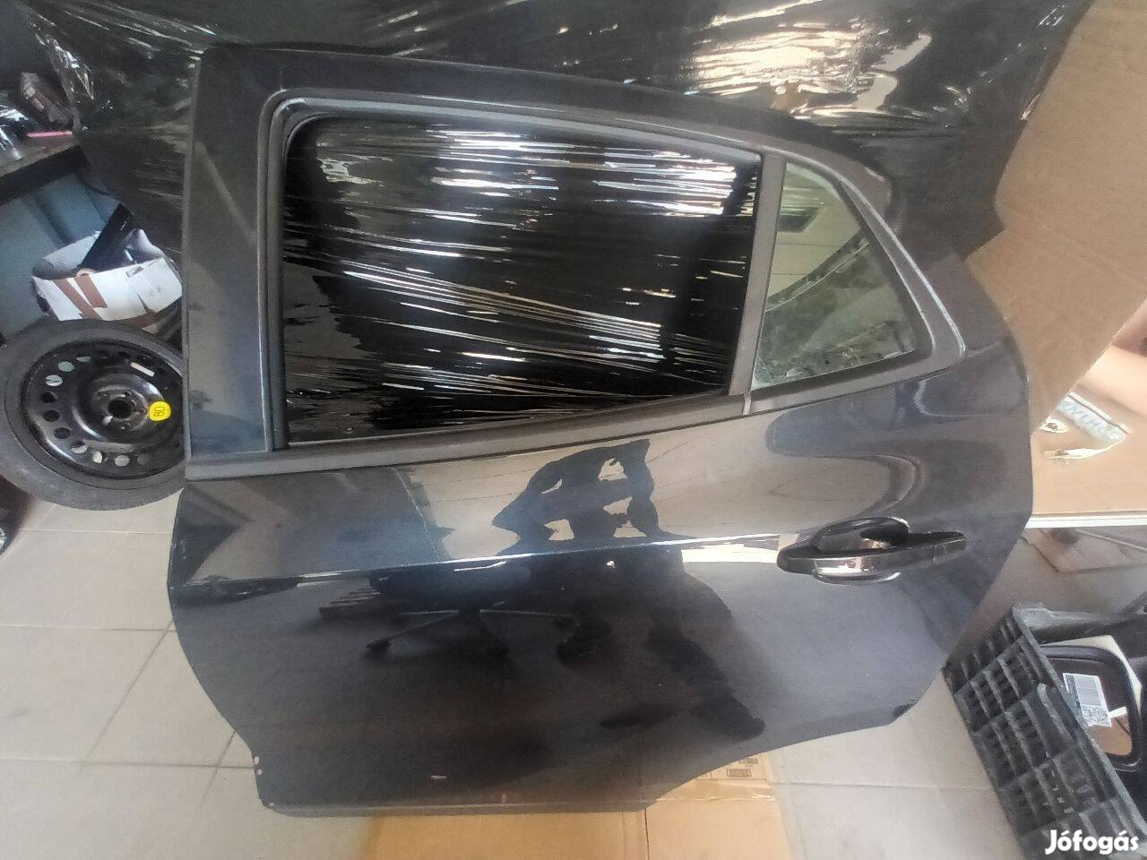Opel MOKKA Bal hátsó Ajtó Fekete 10320