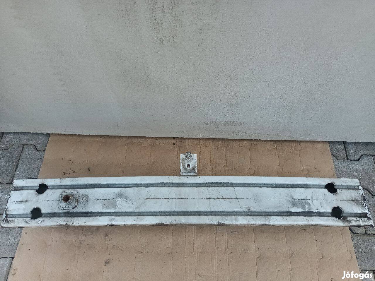 Opel MOKKA Első Lökhárító Merevítő