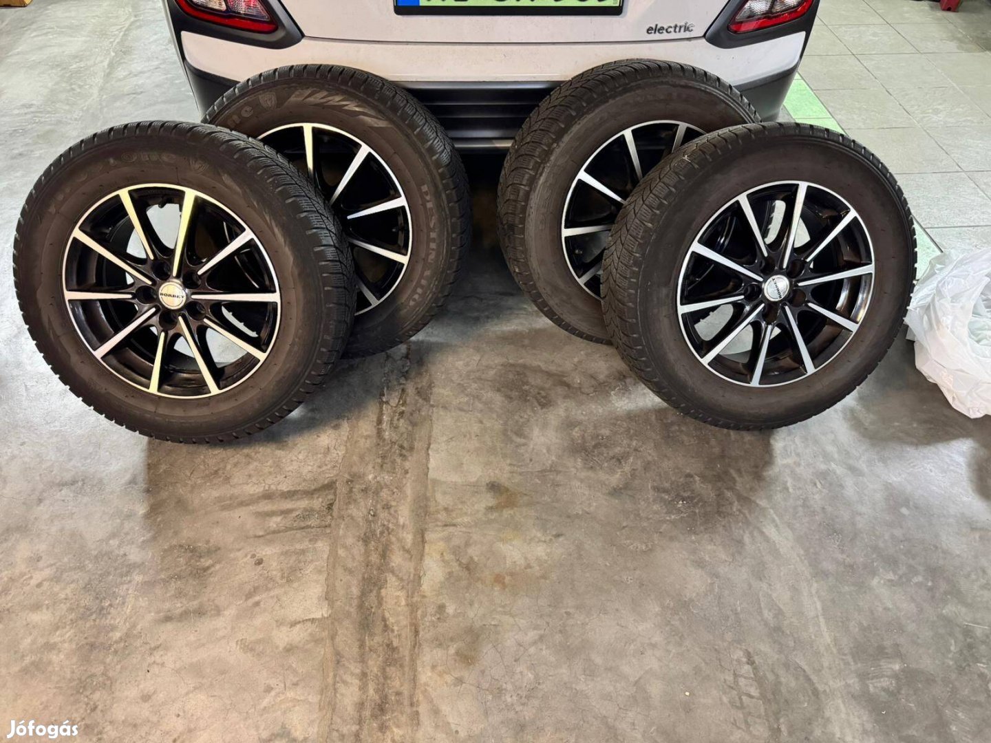 Opel MOKKA TÉLI Gumi Alufelnin 16"
