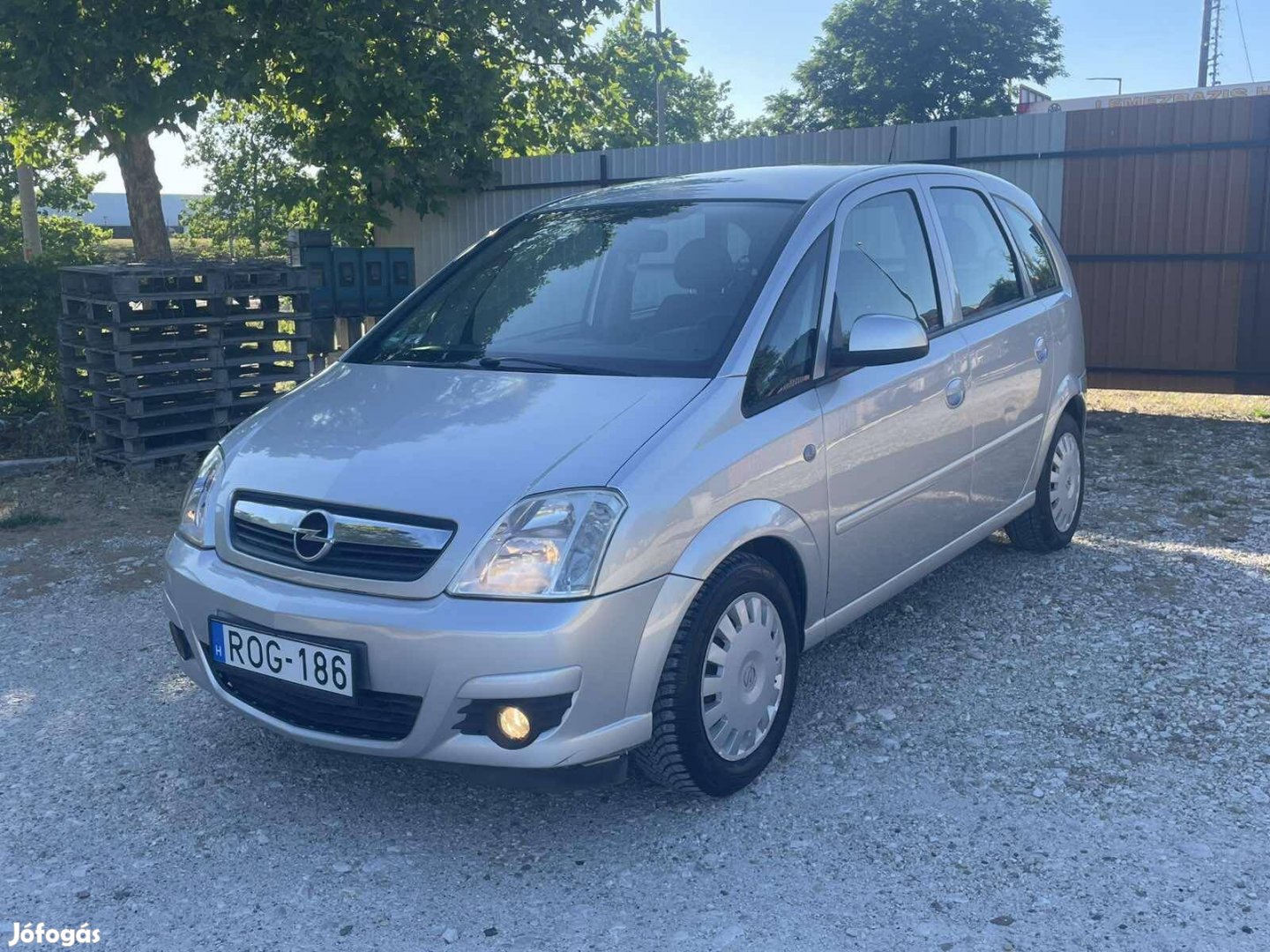 Opel Meriva 1.4 Essentia Motorjával foglalkozni...